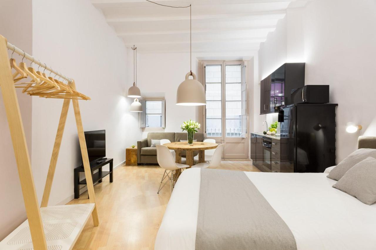 Friendly Rentals CND Canuda Barcelona Exterior foto